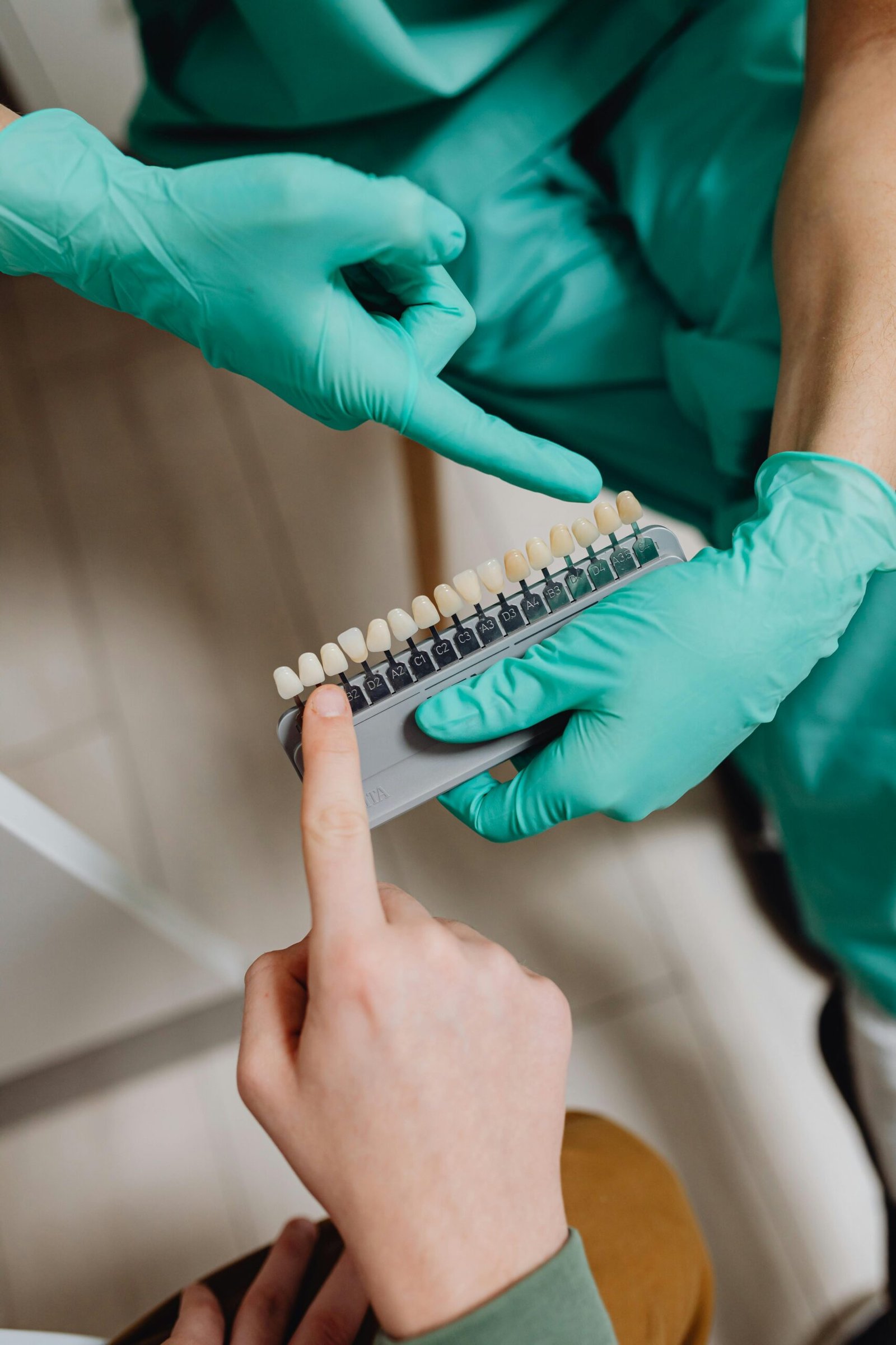 Affordable Dental Veneers in Bradford: Comparing Porcelain, Composite & Same-Day Options