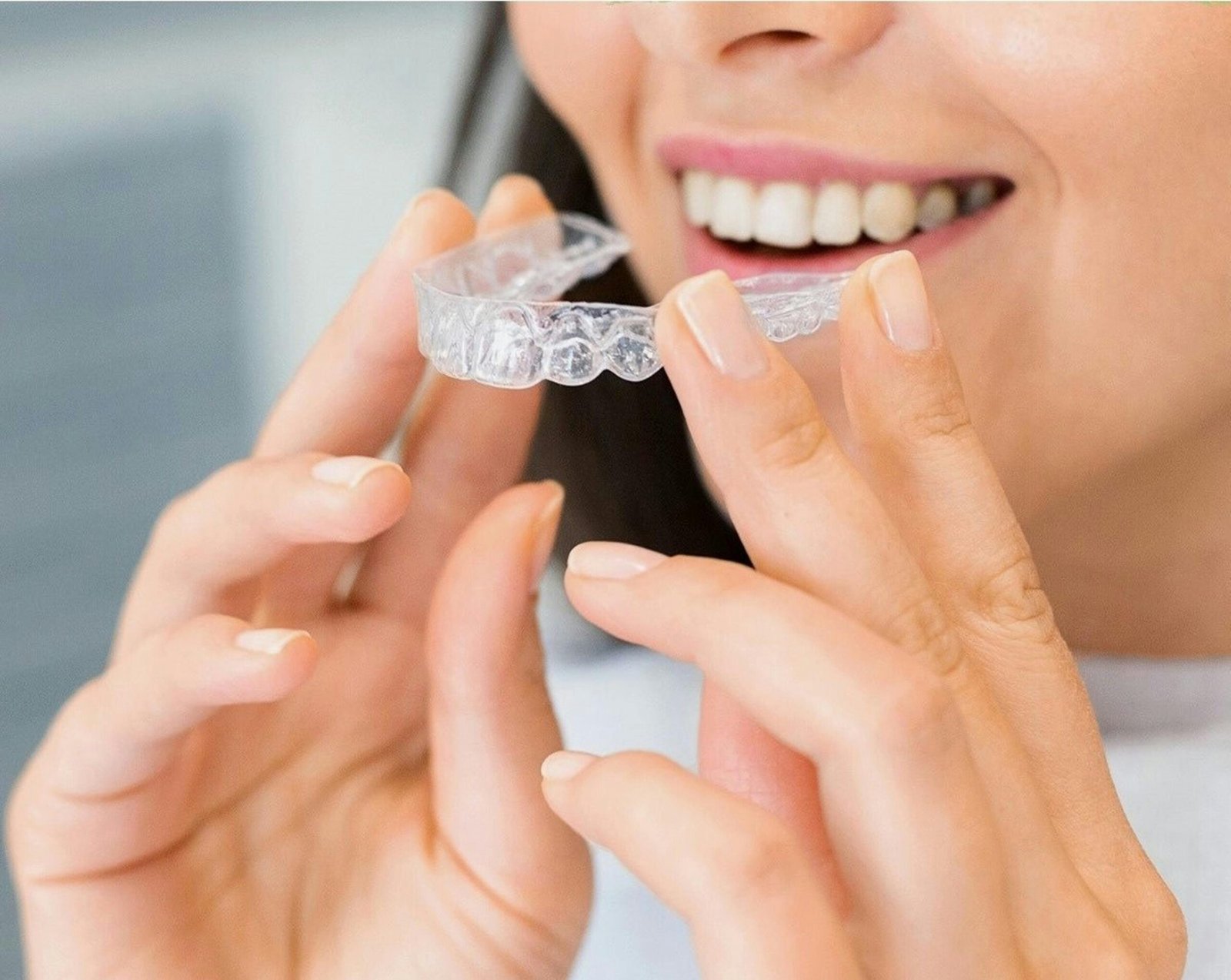 Invisalign braces in Bradford used to straighten teeth discreetly
